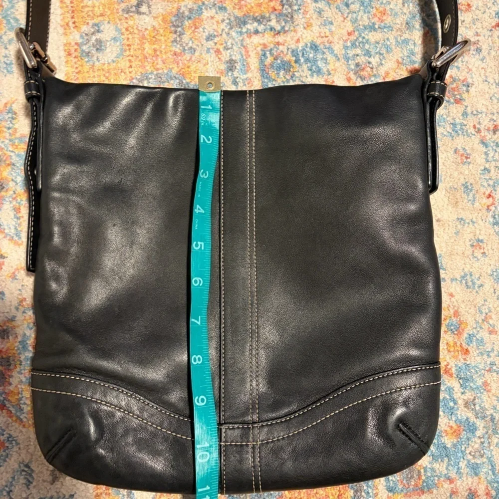 Coach soho slim black leather crossbody bag with contrast stitching